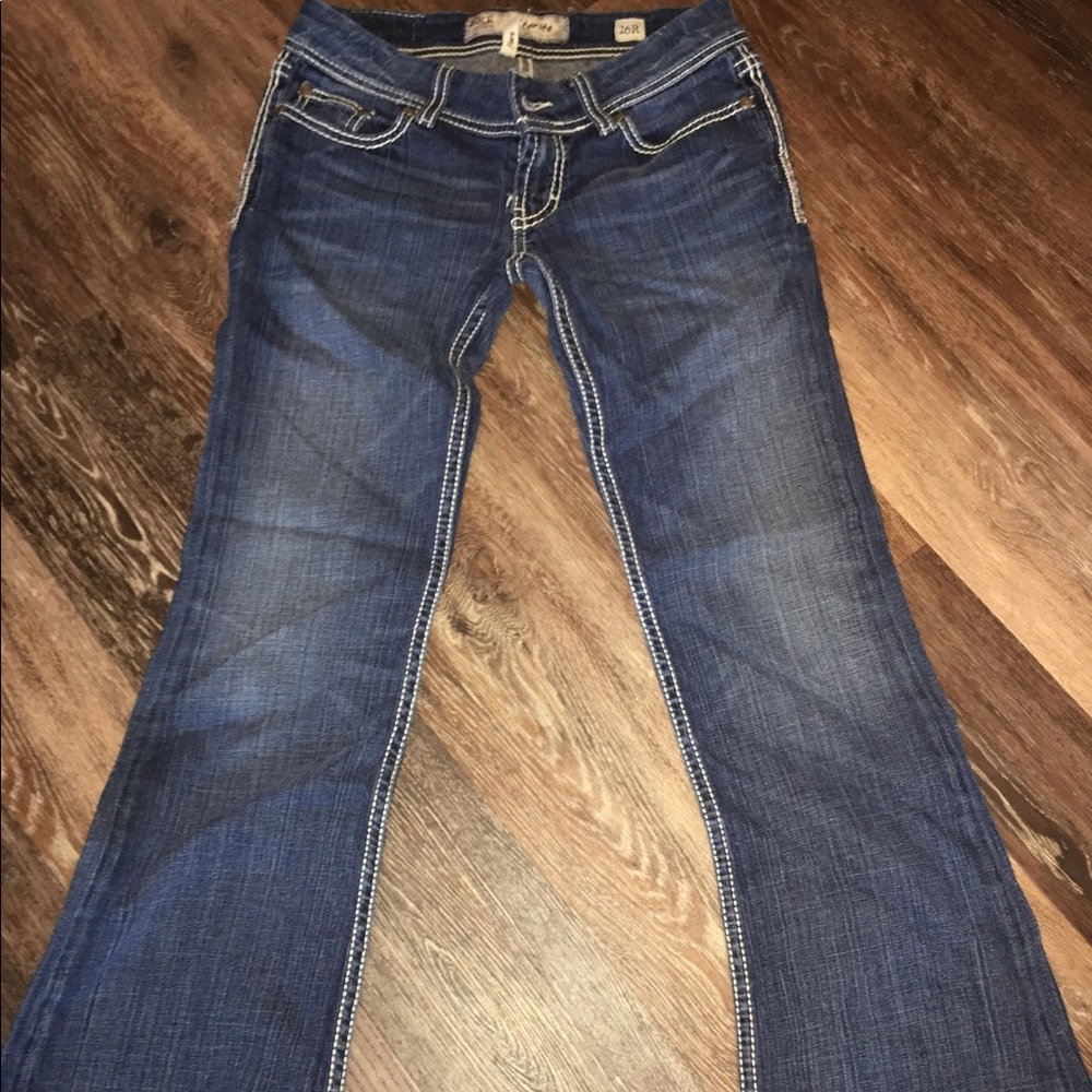 Women’s jeans